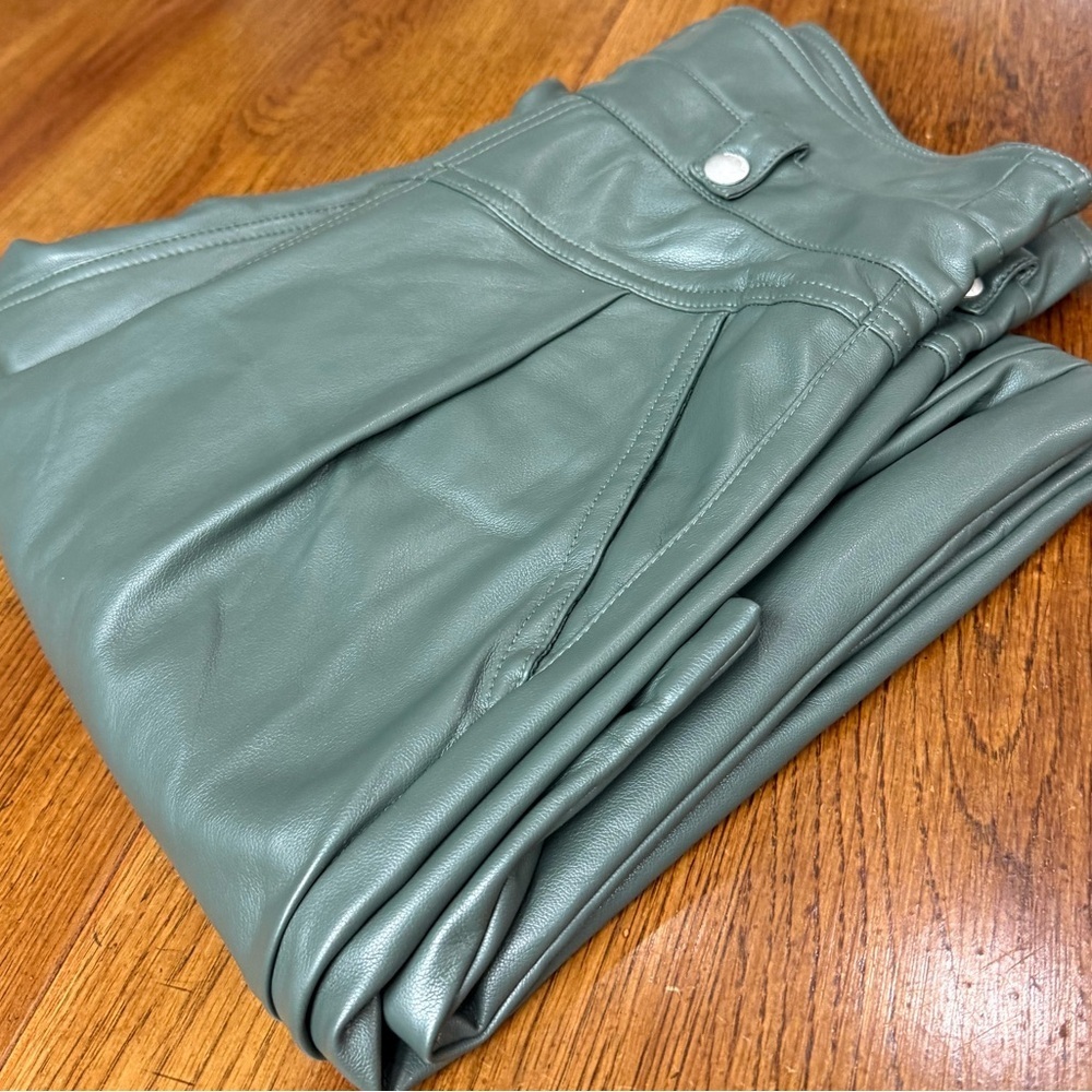 BLANKNYC Green Faux Leather High Waist Tapered Pants Size 30 - Picture 15 of 15